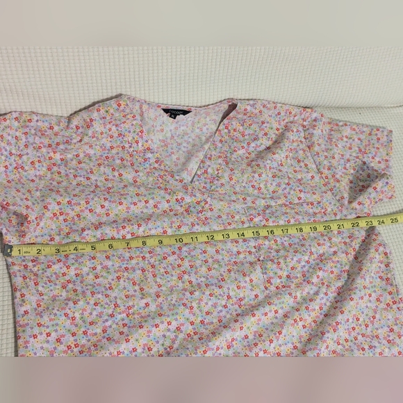 The Scrub Co & Cocoom Scrubs Top Carol's Scrubs Pants - Picture 3 of 12